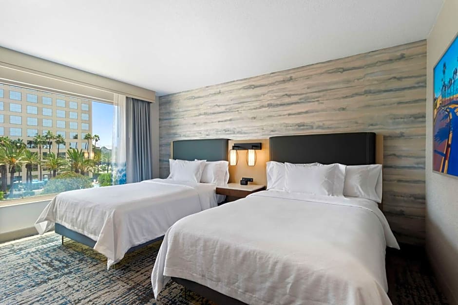 EMBASSY SUITES BY HILTON , ANAHEIM SOUTH